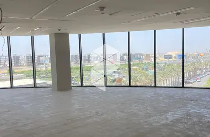 مساحات مكتبية - استوديو - 2 حمامات للايجار في يو فينوس - التجمع الاول - مدينة القاهرة الجديدة - القاهرة