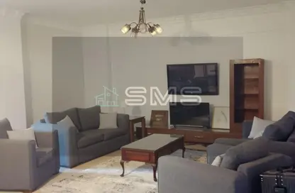 شقة - 3 غرف نوم - 2 حمامات للايجار في المنطقة ب - حى جنوب الاكايمية - مدينة القاهرة الجديدة - القاهرة