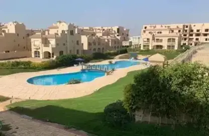 فيلا - 4 غرف نوم - 6 حمامات للبيع في الباتيو 5 ايست - الباتيو - كمبوندات الشروق - مدينة الشروق - القاهرة