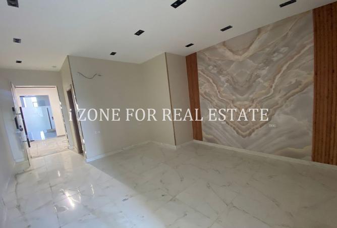 8400804 - Property Image 3