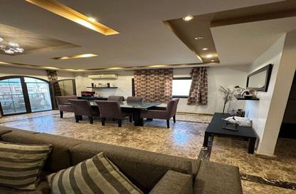 Apartment - 3 Bedrooms - 3 Bathrooms for sale in Al Narges 4 - Al Narges - New Cairo City - Cairo