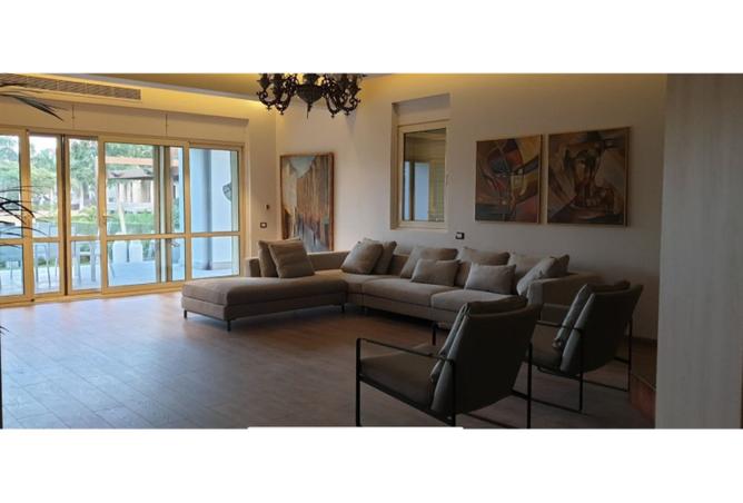 8378686 - Property Image 2