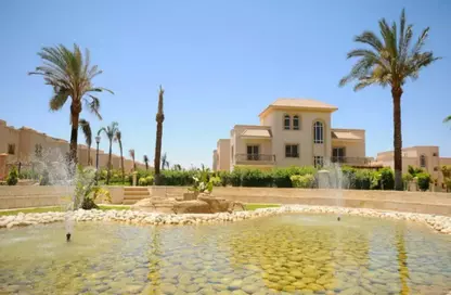 Villa - 6 Bedrooms - 6 Bathrooms for sale in Zayed 2000 - 4th District - Sheikh Zayed City - Giza