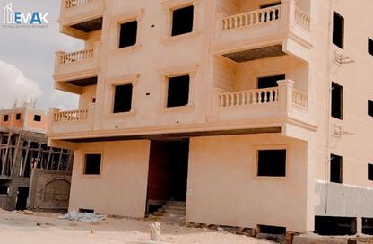 Apartment - 3 Bedrooms - 3 Bathrooms for sale in Al Obour Road - Obour Market - Obour City - Qalyubia