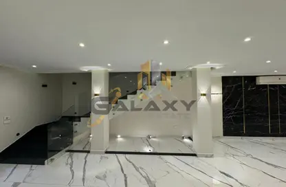 Townhouse - 3 Bedrooms - 4 Bathrooms for sale in Layan Residence - 5th Settlement Compounds - The 5th Settlement - New Cairo City - Cairo