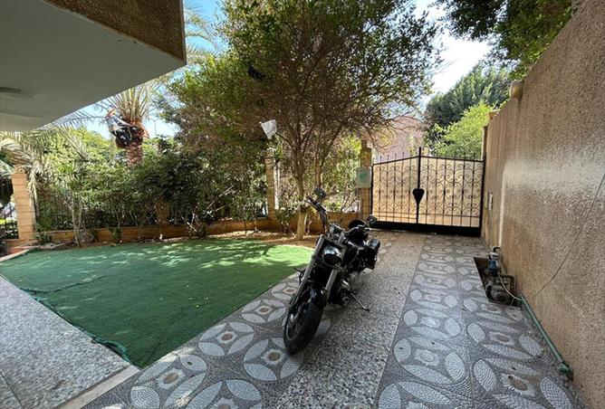 8246006 - Property Image 3