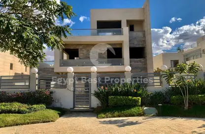 Villa - 3 Bedrooms - 3 Bathrooms for sale in Cleopatra Square - 26th of July Corridor - 6 October City - Giza