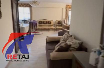 Apartment - 3 Bedrooms - 1 Bathroom for sale in Dr Hassan Al Sherif St. - 8th Zone - Nasr City - Cairo