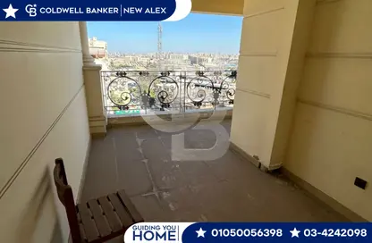 Apartment - 4 Bedrooms - 2 Bathrooms for sale in Al Mosheer Ahmed Ismail St. - Sidi Gaber - Hay Sharq - Alexandria