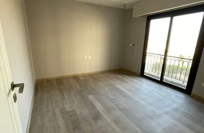 Apartment - 2 Bedrooms - 2 Bathrooms for sale in Village West - Sheikh Zayed Compounds - Sheikh Zayed City - Giza