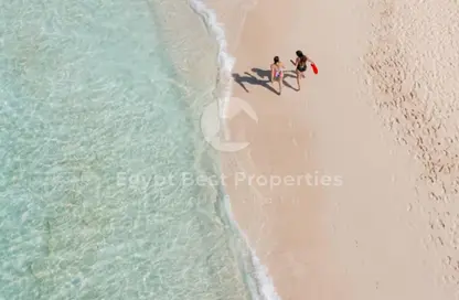 Chalet - 2 Bedrooms - 3 Bathrooms for sale in Azha North - Ras Al Hekma - North Coast