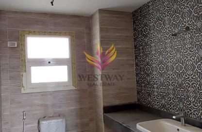 (بنتهاوس  (روف - 4 غرف نوم - 4 حمامات للايجار في نيو جيزة - طريق مصر اسكندرية الصحراوي - مدينة 6 أكتوبر - الجيزة