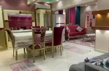 شقة - 3 غرف نوم - 2 حمامات للبيع في ميدان لبنان - المهندسين - الجيزة