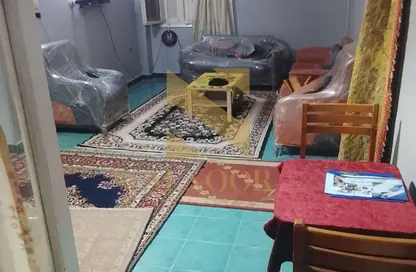 Apartment - 2 Bedrooms - 1 Bathroom for rent in Osama Bin Zaid School St. - 10th District - 6 October City - Giza