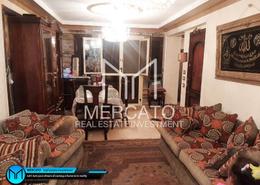 Apartment - 5 bedrooms - 2 bathrooms for للبيع in Zou Al Fekar St. - Janaklees - Hay Sharq - Alexandria