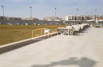 شقة - 2 غرف نوم - 2 حمامات للايجار في مون ريزيدنس - فيفث سكوير - التجمع الخامس - مدينة القاهرة الجديدة - القاهرة