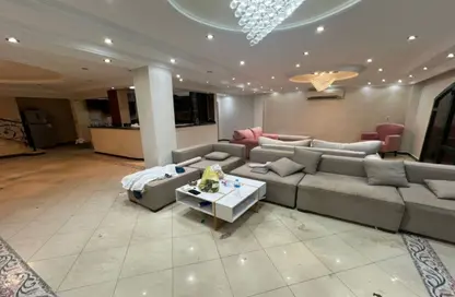 Duplex - 5 Bedrooms - 3 Bathrooms for rent in Zizinia Family Housing - 5th Settlement Compounds - The 5th Settlement - New Cairo City - Cairo