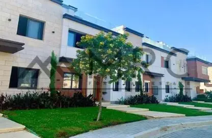 Townhouse - 4 Bedrooms - 5 Bathrooms for sale in Azzar 2 - 5th Settlement Compounds - The 5th Settlement - New Cairo City - Cairo