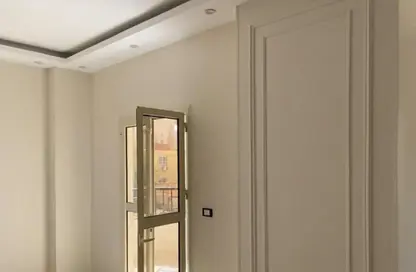 Apartment - 3 Bedrooms - 2 Bathrooms for sale in El Motamayez District - Badr City - Cairo