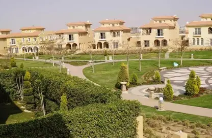 Apartment - 2 Bedrooms - 2 Bathrooms for sale in Hyde Park - 5th Settlement Compounds - The 5th Settlement - New Cairo City - Cairo