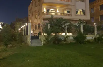 Villa - 4 Bedrooms - 3 Bathrooms for sale in West Somid Road - West Somid - 6 October City - Giza