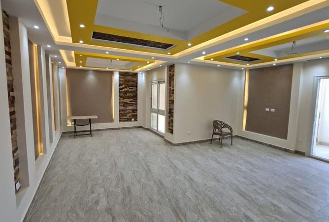 8183719 - Property Image 2