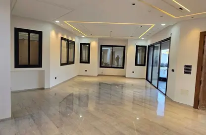 Apartment - 3 Bedrooms - 2 Bathrooms for sale in Village West - Sheikh Zayed Compounds - Sheikh Zayed City - Giza