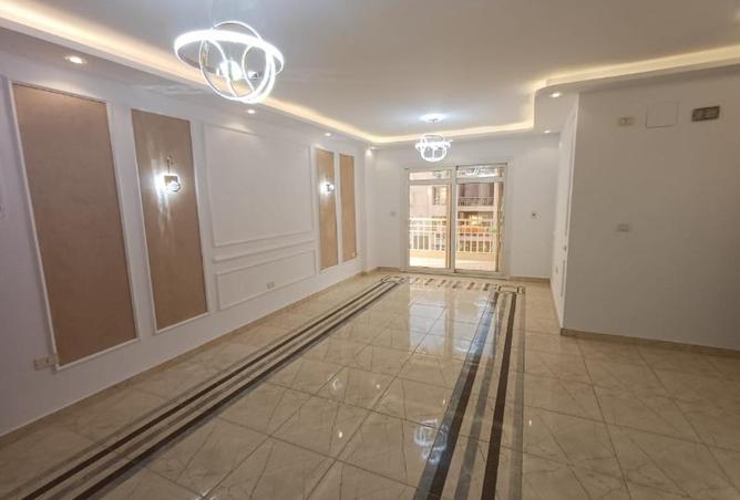 8186301 - الصورة الرئيسية للعقار