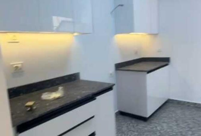 8044671 - Property Image 3