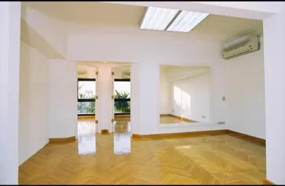 Office Space - Studio - 2 Bathrooms for rent in Port Said St. - Maadi - Hay El Maadi - Cairo