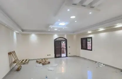 Apartment - 3 Bedrooms - 3 Bathrooms for rent in Omar Khorshid St. - El Banafseg 10 - El Banafseg - New Cairo City - Cairo