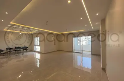 شقة - 3 غرف نوم - 3 حمامات للايجار في جاردن ريزدنس - مدينة القاهرة الجديدة - القاهرة