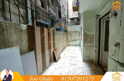 مساحات مكتبية - استوديو - 2 حمامات للايجار في متفرع من شارع الدمرداش - ثروت - حي شرق - الاسكندرية