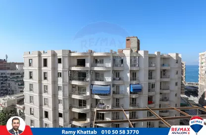 Apartment - 2 Bedrooms - 1 Bathroom for sale in Al Ekbal St. - Laurent - Hay Sharq - Alexandria