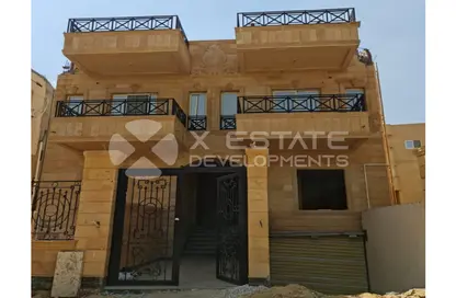 دوبلكس - 5 غرف نوم - 4 حمامات للبيع في شرق الاكاديمية - مدينة القاهرة الجديدة - القاهرة