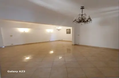 Apartment - 2 Bedrooms - 1 Bathroom for rent in Al Horeya St. - Almazah - Heliopolis - Masr El Gedida - Cairo