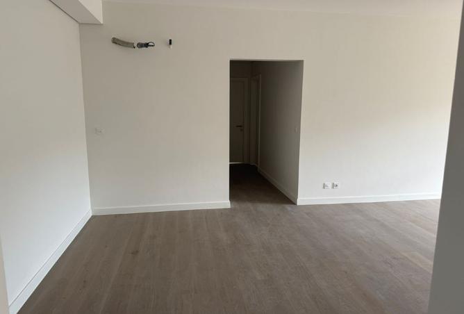 8084922 - Property Image 3