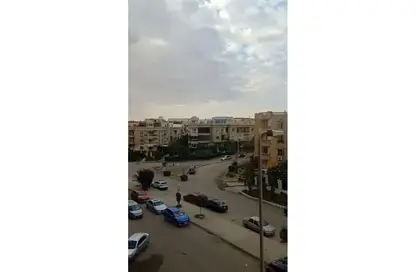 شقة - 3 غرف نوم - 3 حمامات للبيع في المستثمر الصغير - الحي العاشر - الشيخ زايد - الجيزة