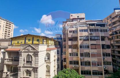 Apartment - 2 Bedrooms - 1 Bathroom for sale in Laurent - Hay Sharq - Alexandria