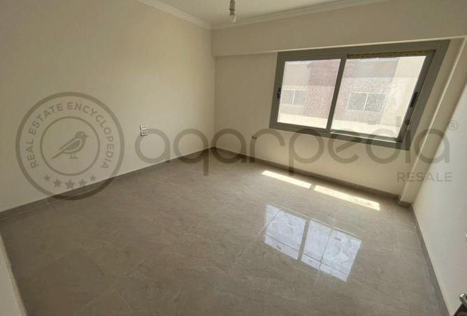 8297796 - Property Image 2