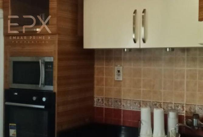 8325400 - Property Image 3