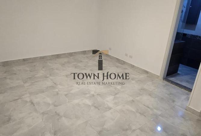 8275676 - Property Image 2