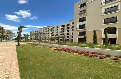 Apartment - 3 Bedrooms - 3 Bathrooms for sale in Village West - Sheikh Zayed Compounds - Sheikh Zayed City - Giza