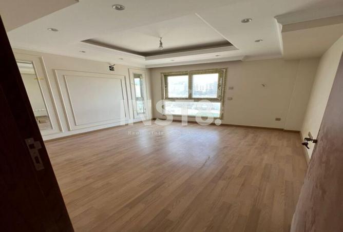 8315073 - Property Main Image