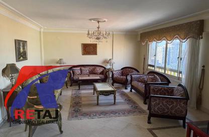 Apartment - 3 Bedrooms - 2 Bathrooms for rent in Saeed Zakaria St. - Al Sefarat District - Nasr City - Cairo