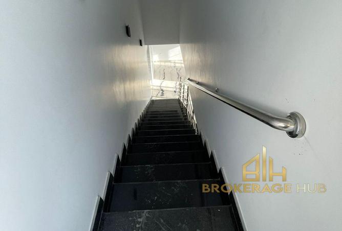 8009084 - Property Image 3