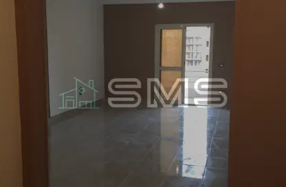 Apartment - 2 Bedrooms - 1 Bathroom for rent in West Arabella - 5th Settlement Compounds - The 5th Settlement - New Cairo City - Cairo