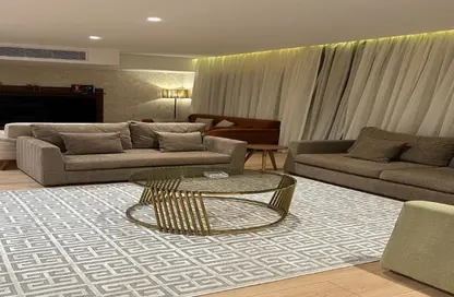 Villa - 5 Bedrooms - 3 Bathrooms for rent in Beverly Hills - Sheikh Zayed Compounds - Sheikh Zayed City - Giza