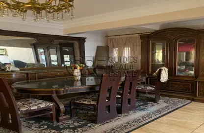 Apartment - 3 Bedrooms - 1 Bathroom for sale in Al Agouza - Giza