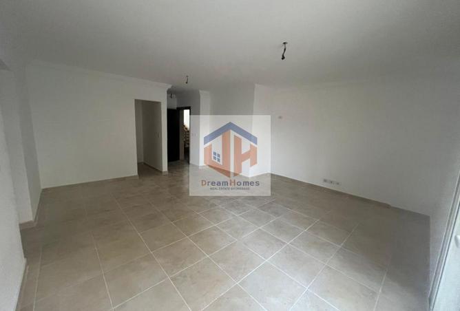 8437726 - Property Image 2